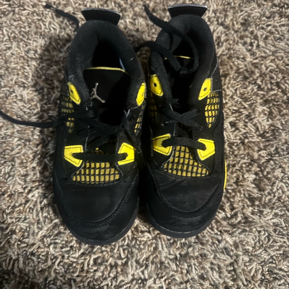 Jordan Kids Black and Yellow Sneakers